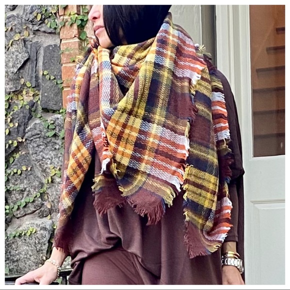 ShopEvelynne Accessories - EARTH TONES GORGEOUS OVERSIZED SCARF/SHAWL